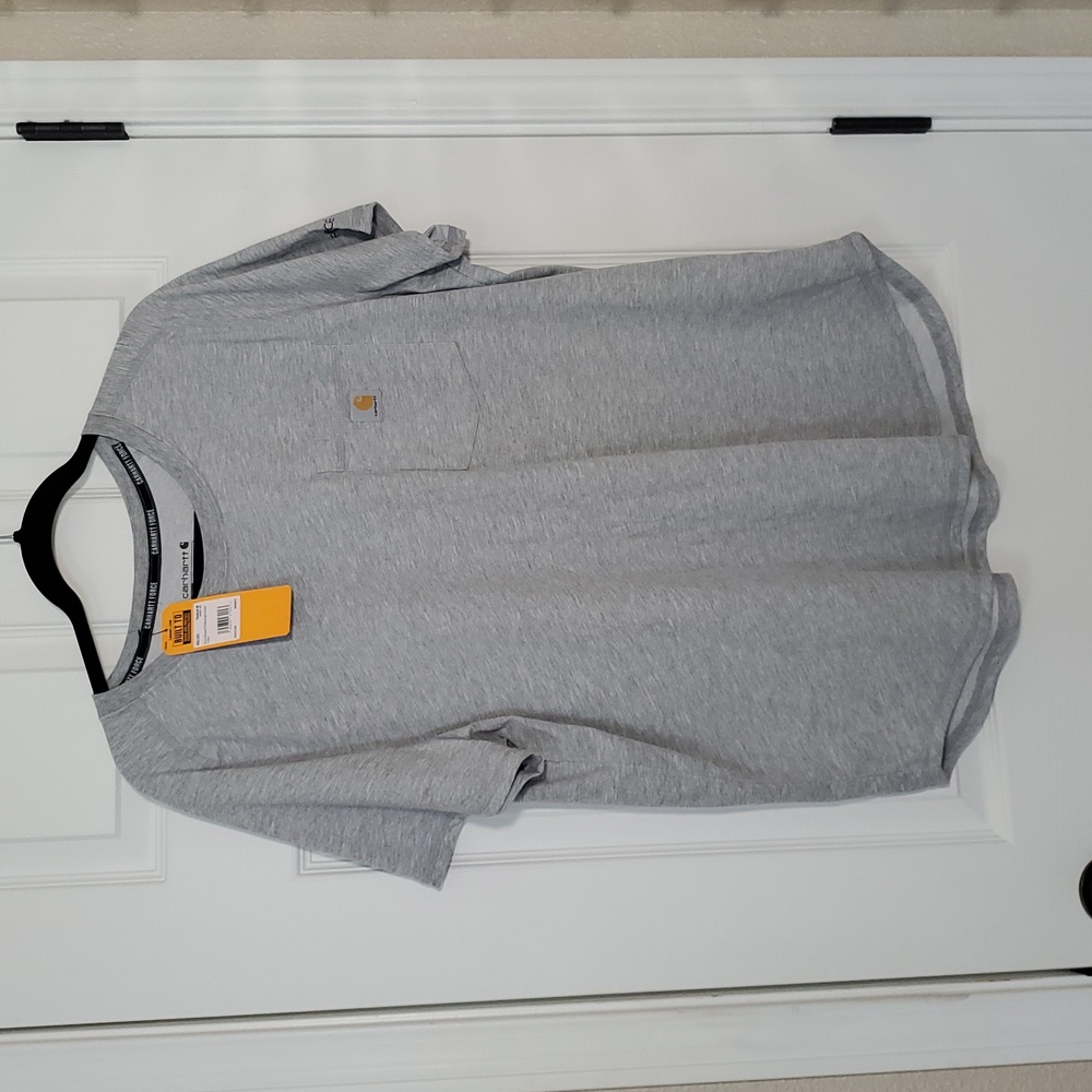 Carhartt top